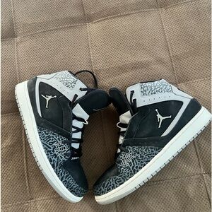 2013 Jordan 1 flights, Black,Grey Elephant. Mens size 10.5. No box.